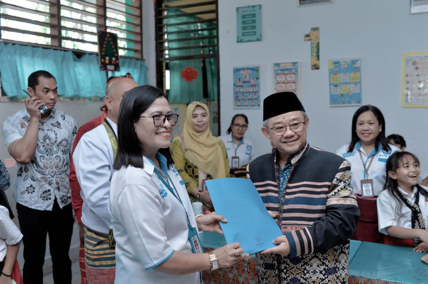 Kunjungan Mendikdasmen di UPTD SDN Bertingkat Naikoten Kupang-NTT